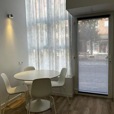 Rodrigues 15 * Valencia